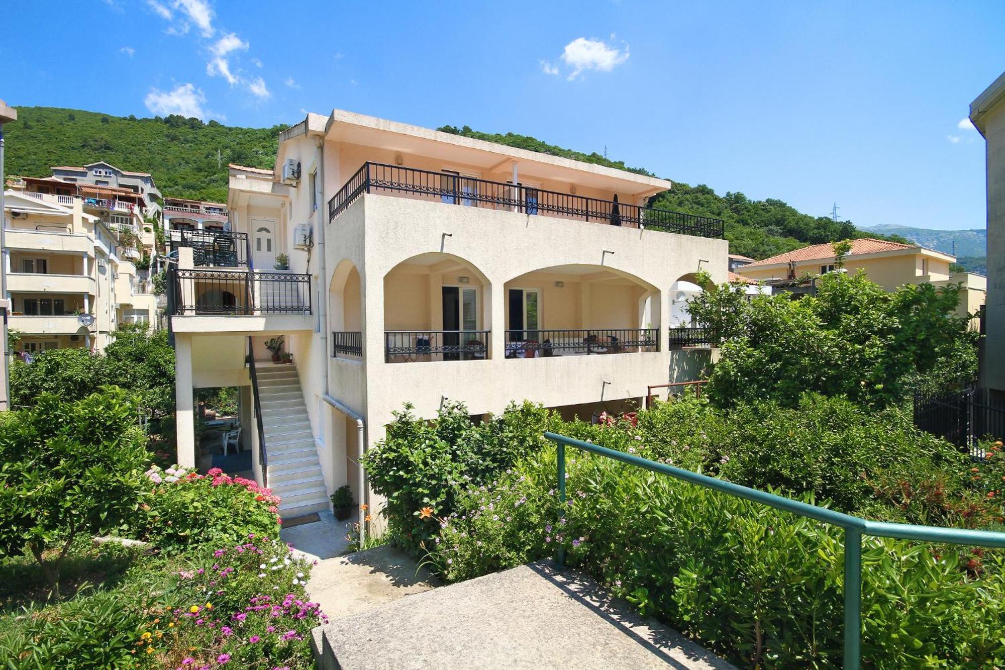 Apartments Raicevic Budva Eksteriør billede
