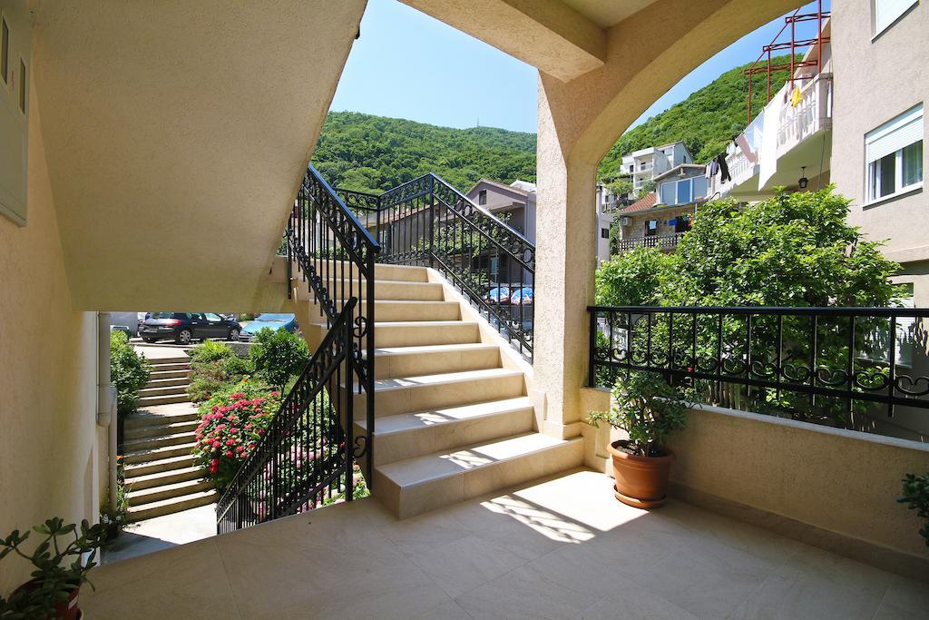 Apartments Raicevic Budva Eksteriør billede
